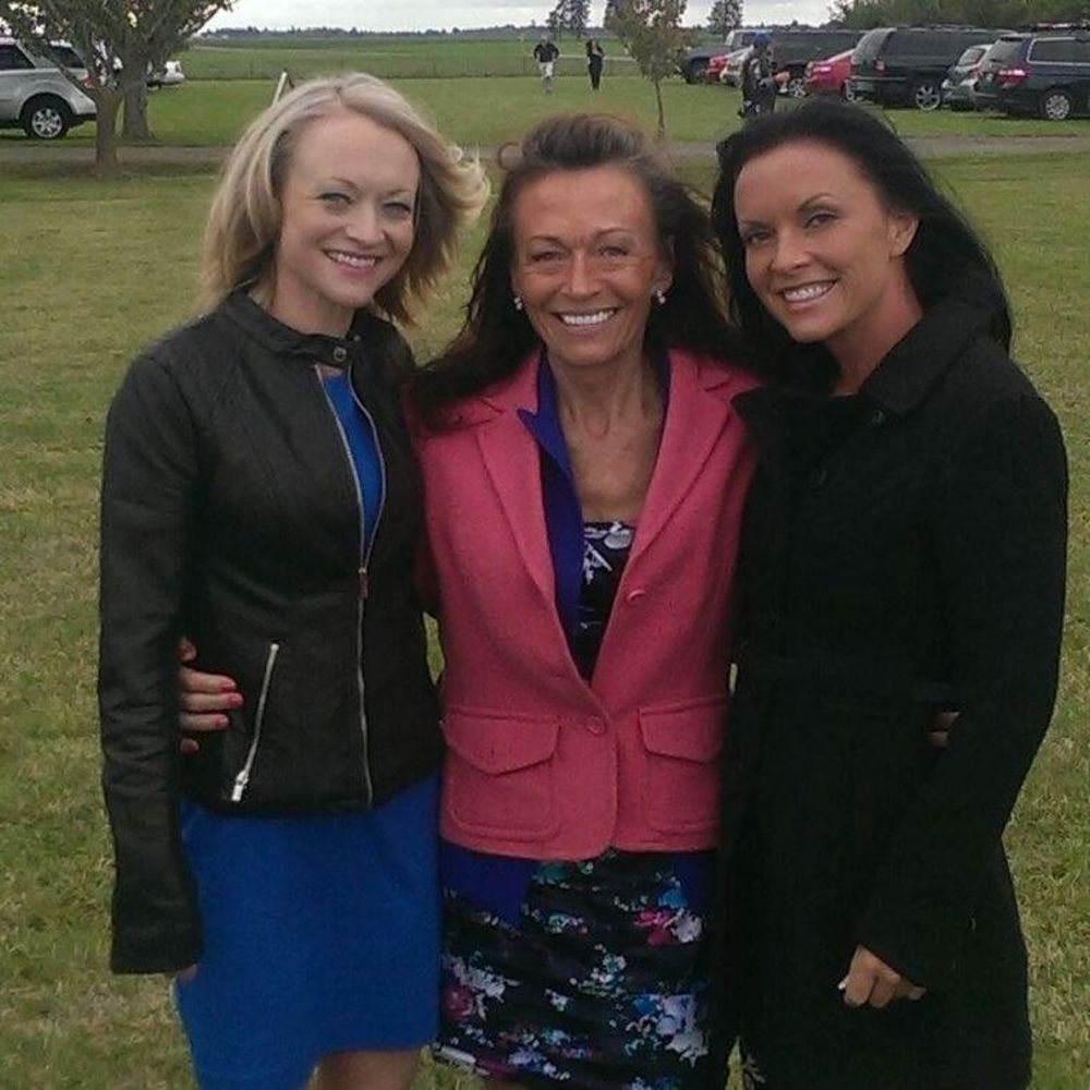 Mama in The Middle